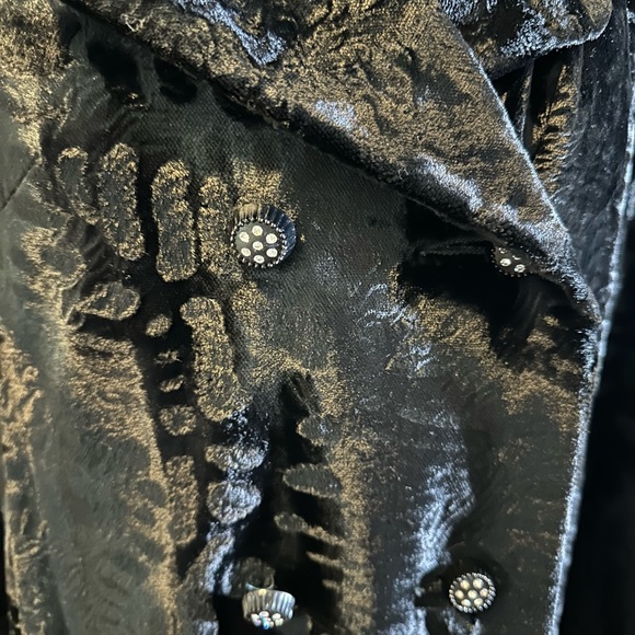 Vintage Borella Black Crushed Velvet & Fur Jacket Coat with 3/4 Sleeves. Size M - Picture 3 of 8